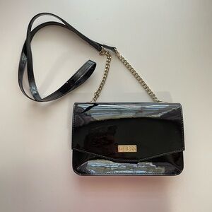Black Guess crossbody bag
